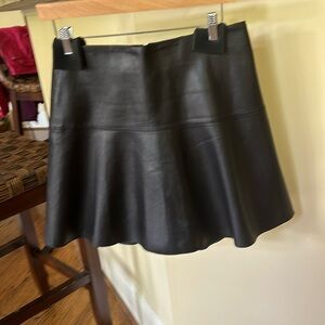Vince short Aline leather skirt in size 4
